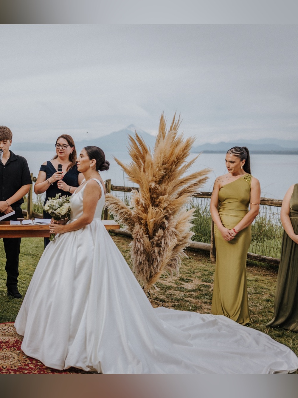 Elegant Minimalist Wedding dress